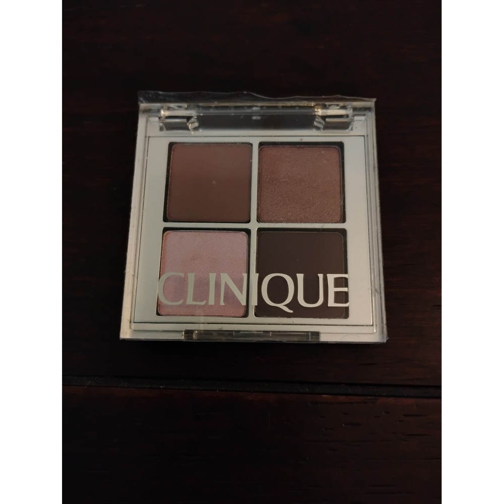 Clinique Colour Surge Eye Shadow Quad Night Plum Frosted Stone Violet 3.2g